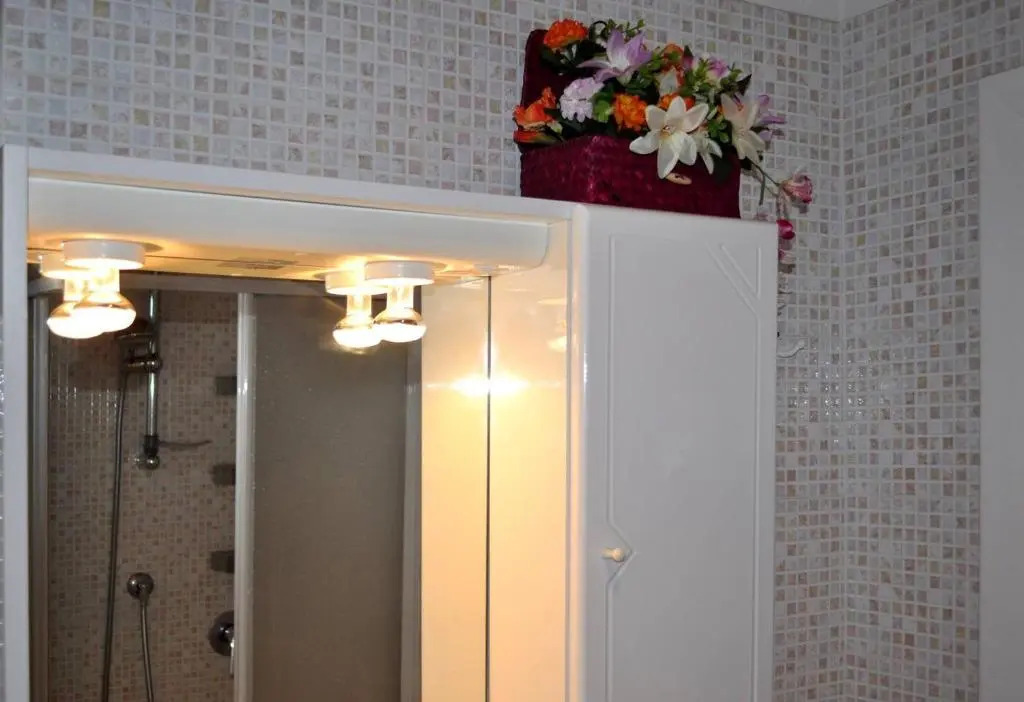 ALTIDO Apt for 8 with huge terrace in Old town of Viareggio