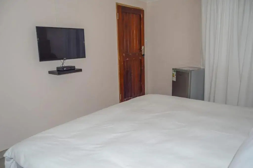 Emangunini Guest house