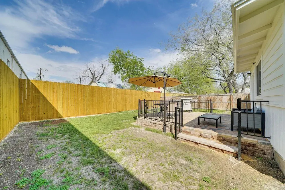 Sunny San Antonio Home Near Downtown: Pets Welcome