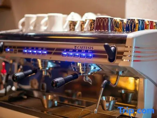 Hiiinn Coffee·Lake View Homestay