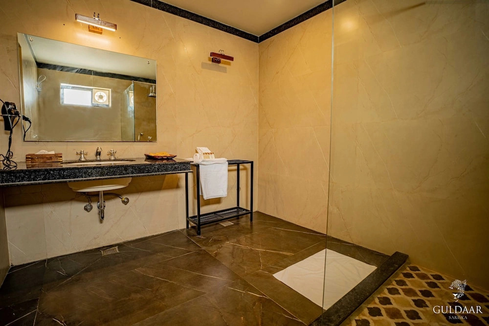 Guldaar - A Luxury Forest Retreat