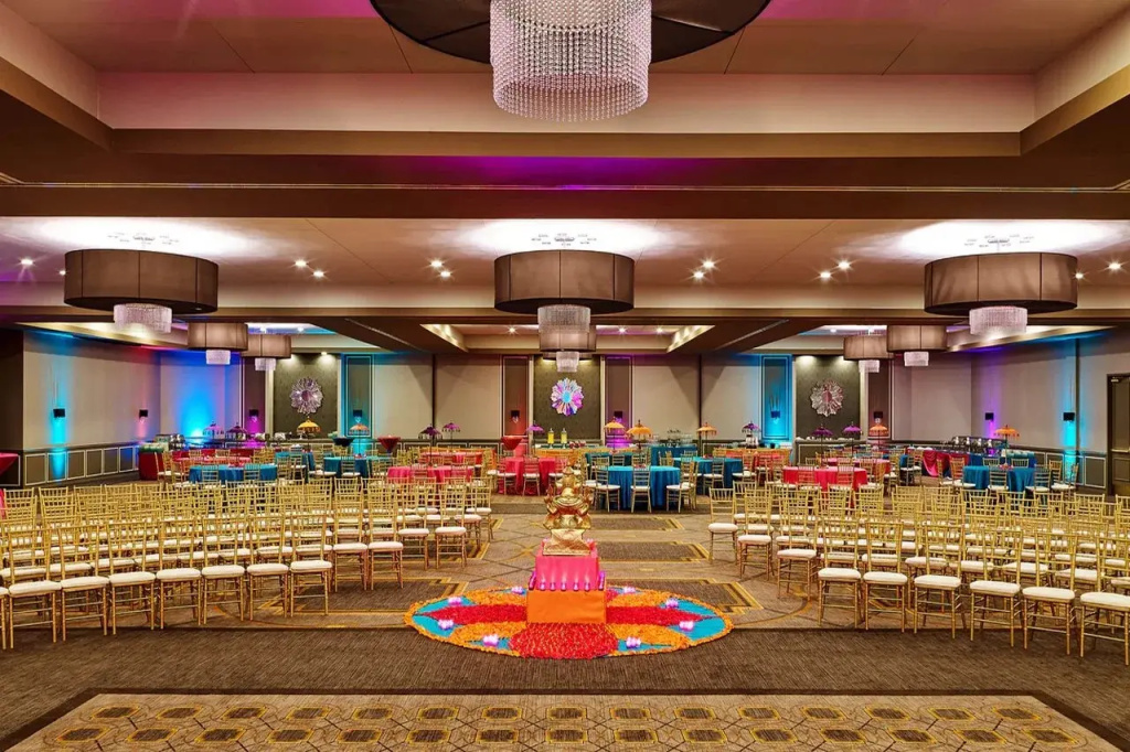 Sheraton Lisle Naperville Hotel