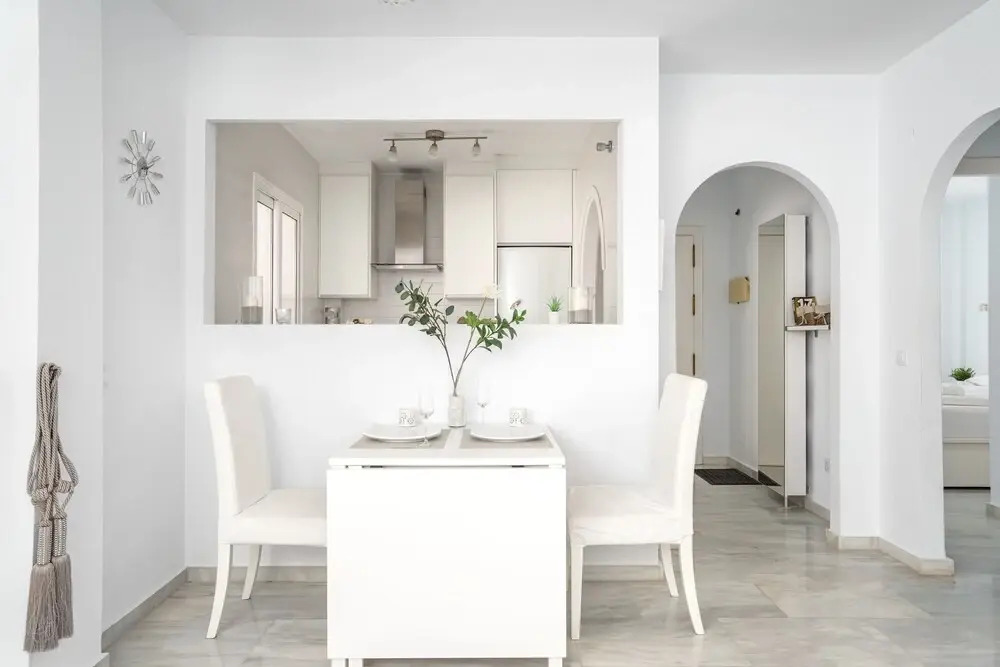 Terrific Bright Apartment with Private Terrace Ref 71