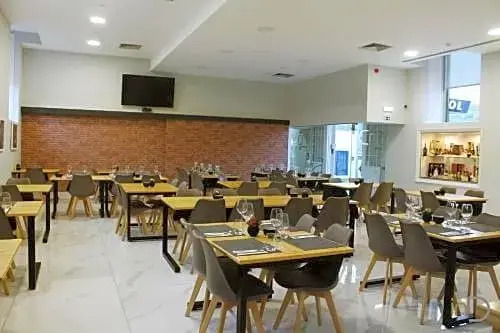 inDouro Hostel & Wine Bar