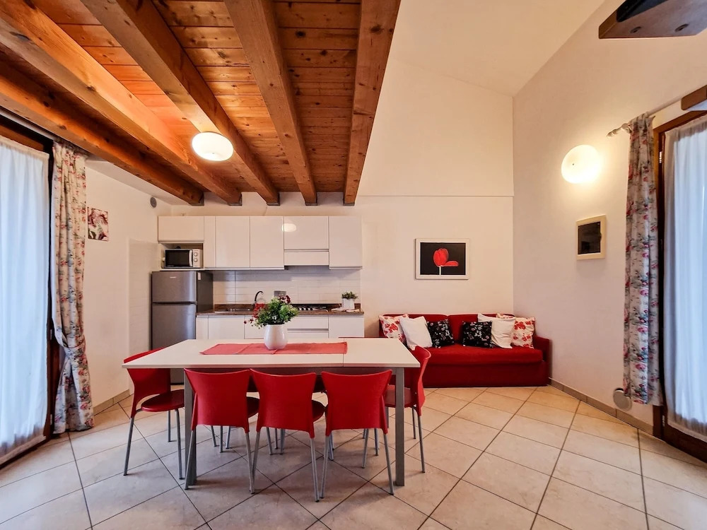 Bright Duplex With Swimming Pool and Terraces
