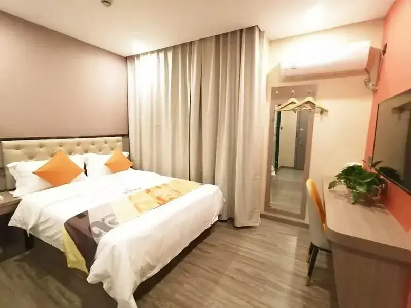 Shell Hotel Shanghai Jinshan Wanda Plaza