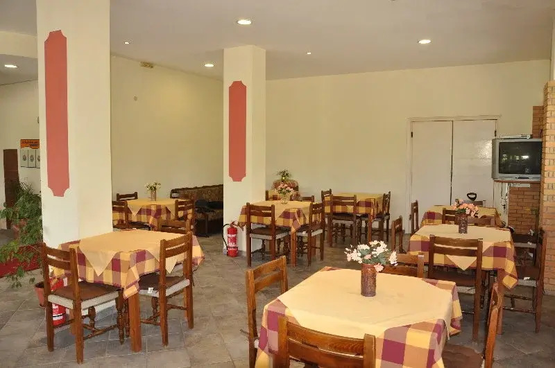 Hotel Pyrros