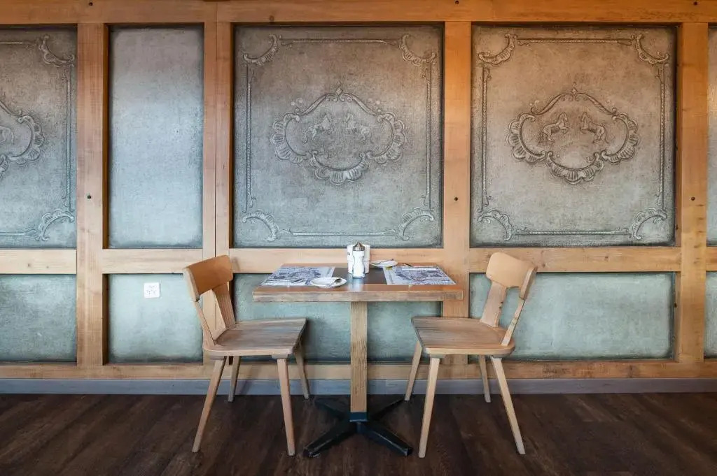Jungfrau Lodge, Annex Crystal