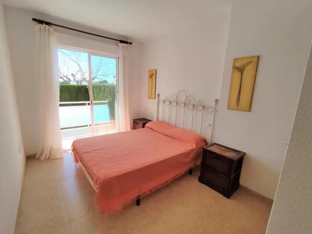 BAJO CON JARDIN Apartamentos Canaret ALBERT VILLAS