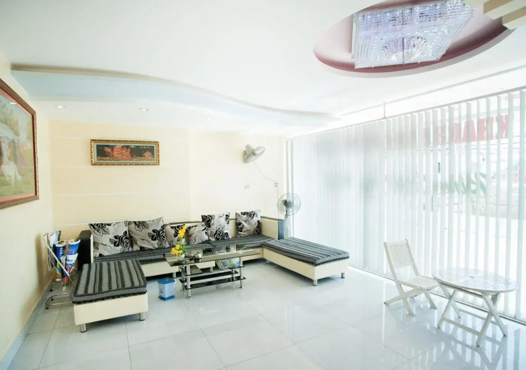 Duong Chau Hotel