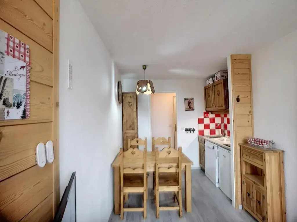 Appartement Les Menuires, 2 pièces, 4 personnes - FR-1-178-317