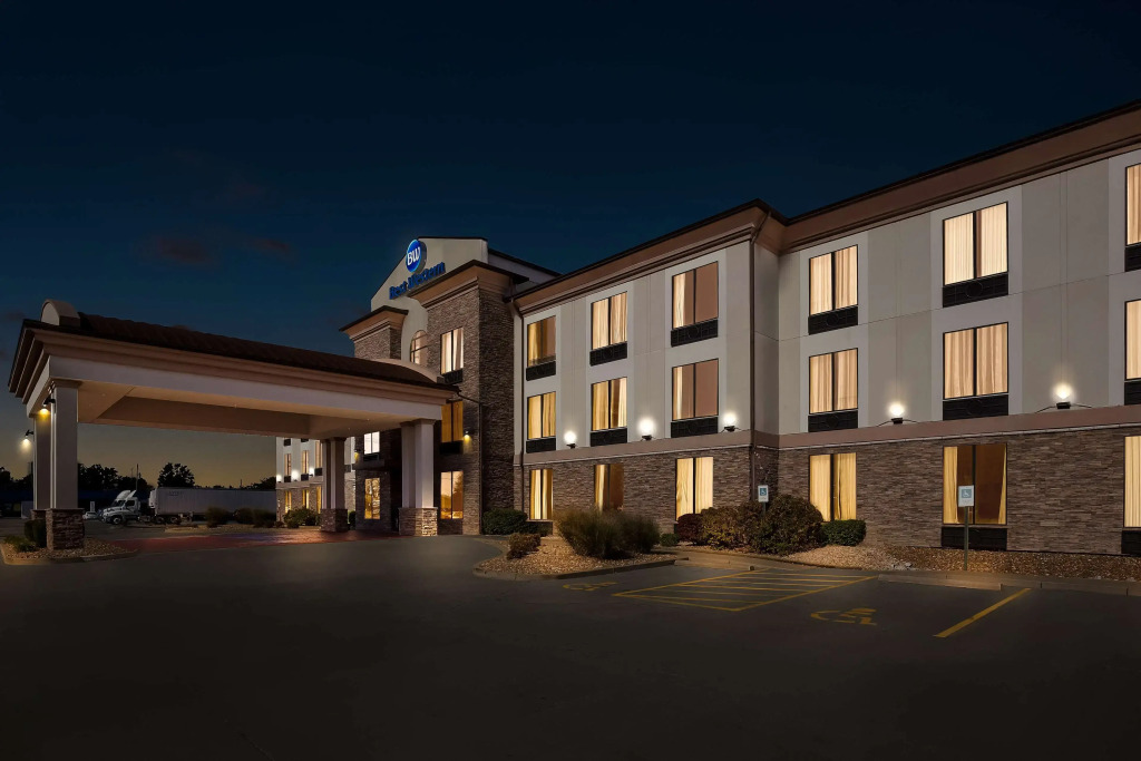Best Western St. Louis Airport North Hotel & Suites