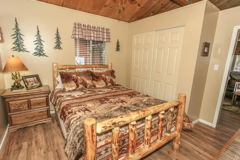 The Comfy Cabin