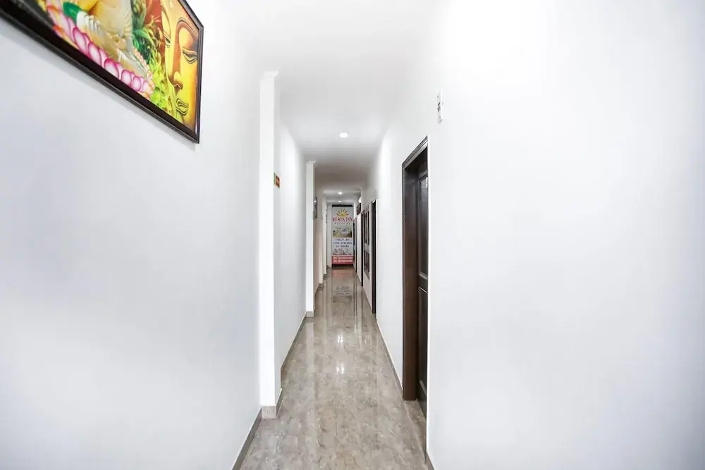 OYO 49750 Surya Inn