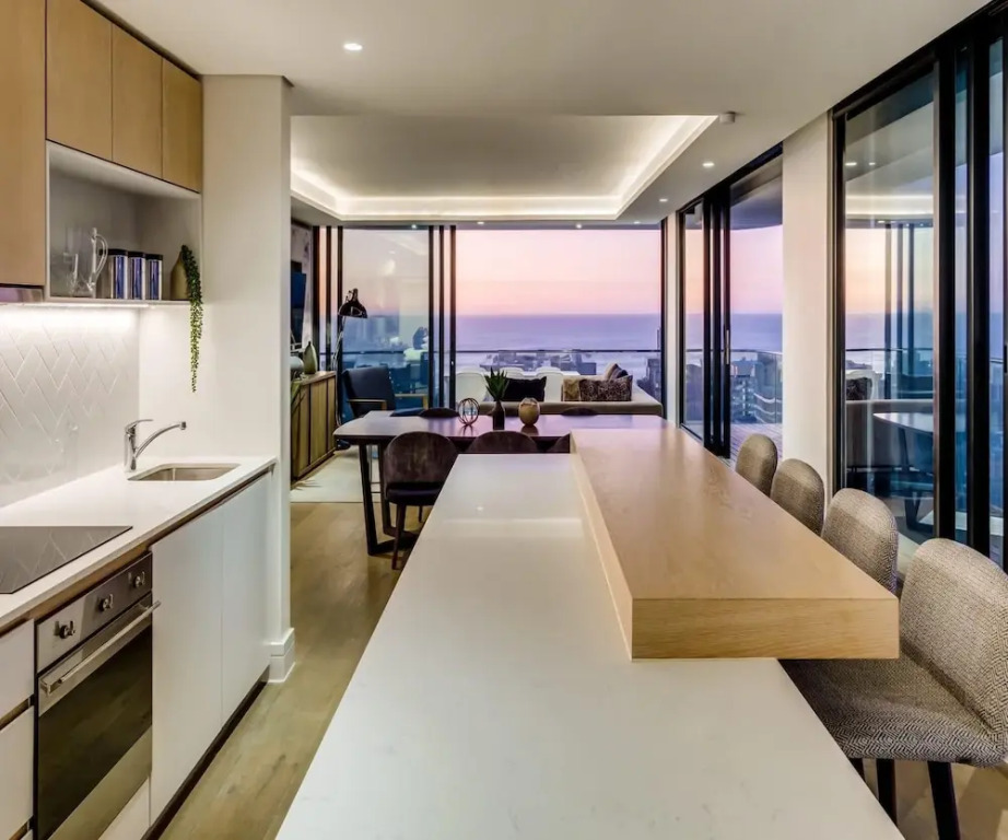 Penthouse in Sea Point With Unbelievable Views Attique Vue