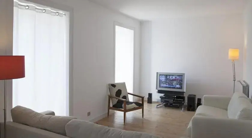 Lisbon Apartment - General Farinha Lisboa