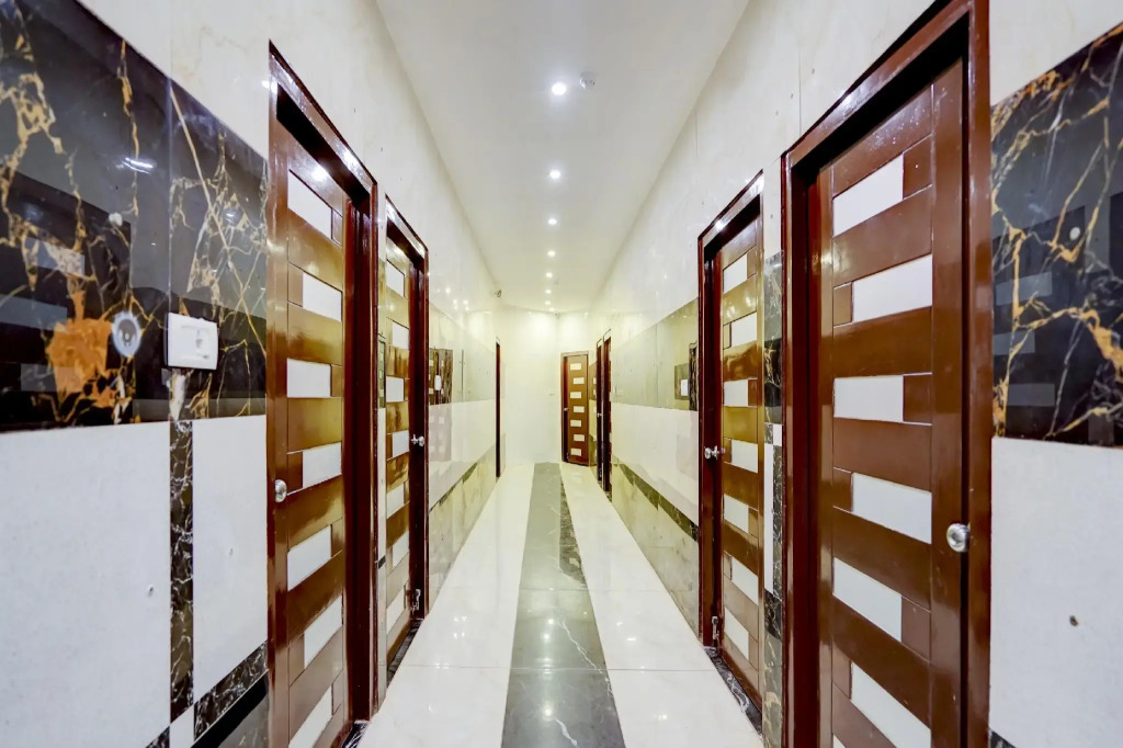 OYO Townhouse 786 Hotel Urban Stay