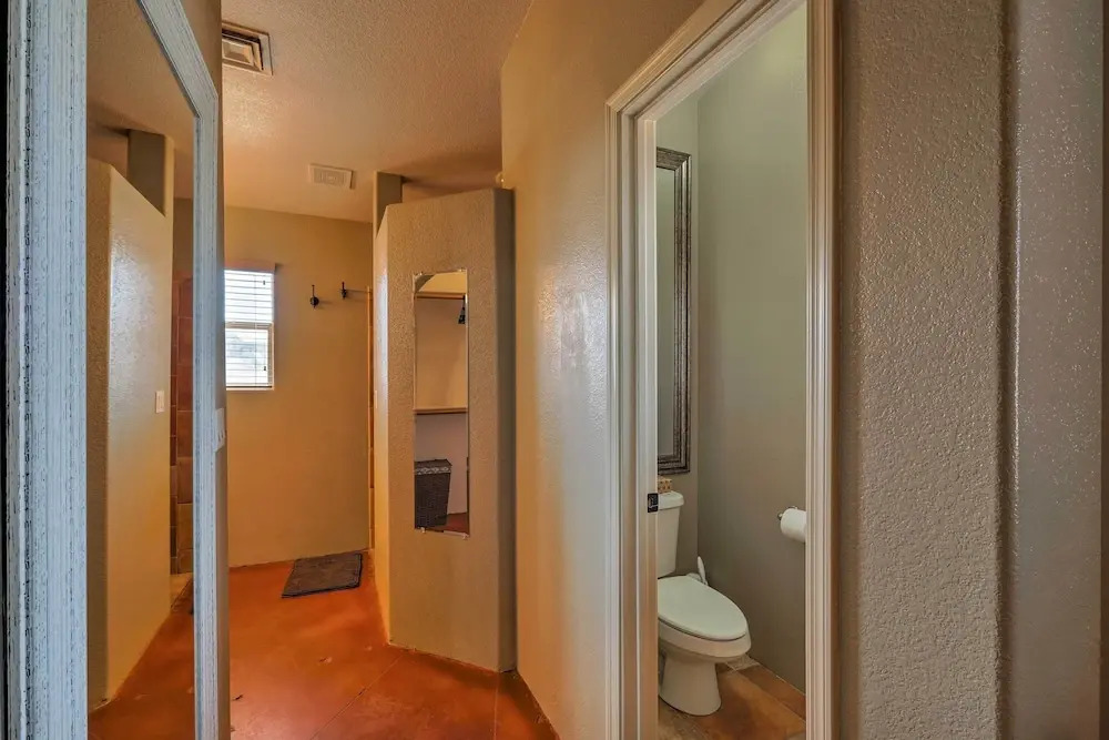 Lake Havasu Getaway w/ Patio - Hike, Swim, & Golf!