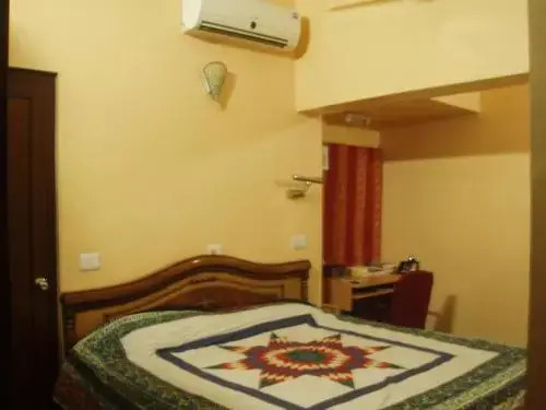 Delhi Expats Guest Home