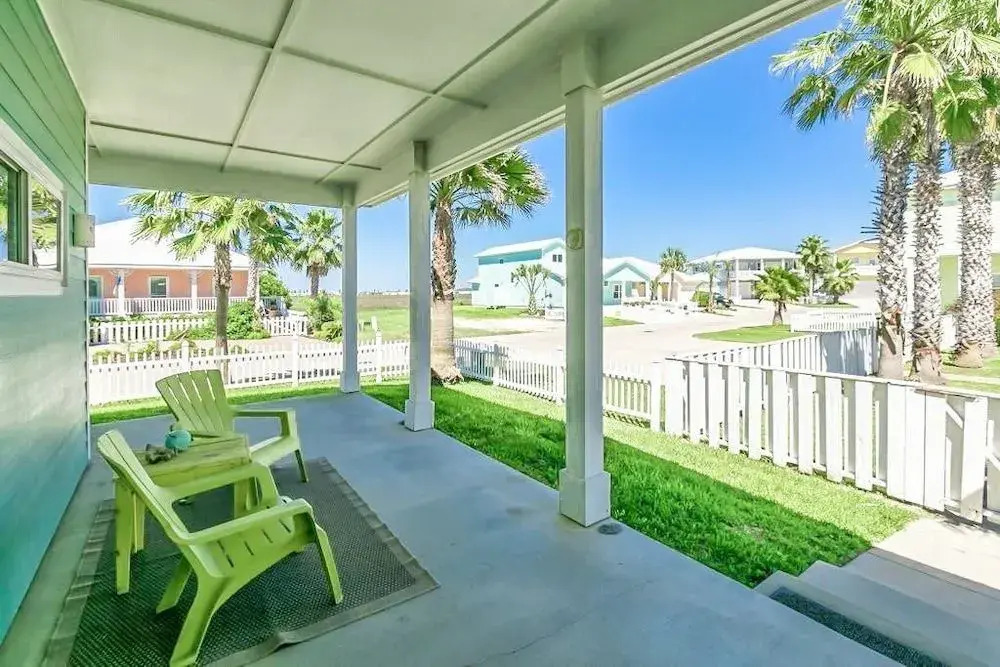 3BR Beach House w/Pool Royal Sands by RedAwning