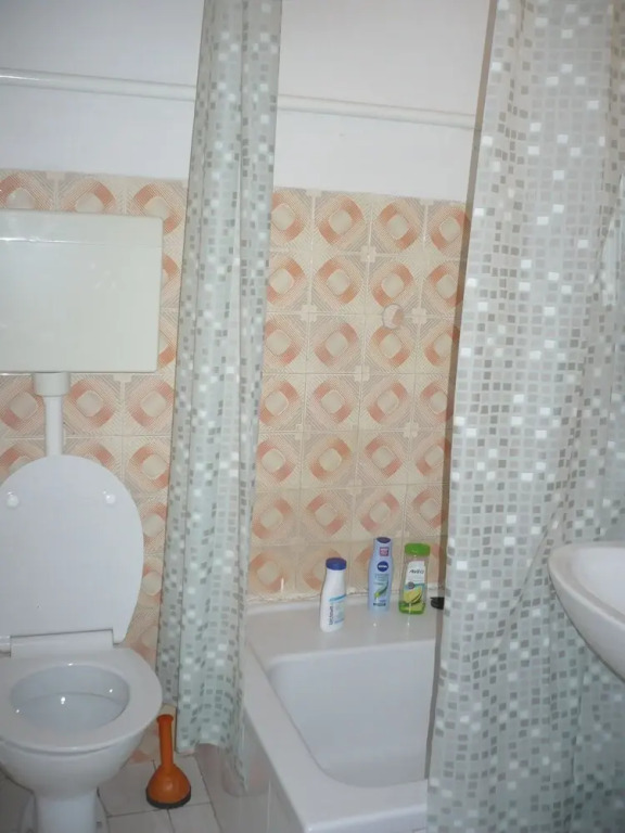 Impeccable 2-bed Apartment in Stari Grad