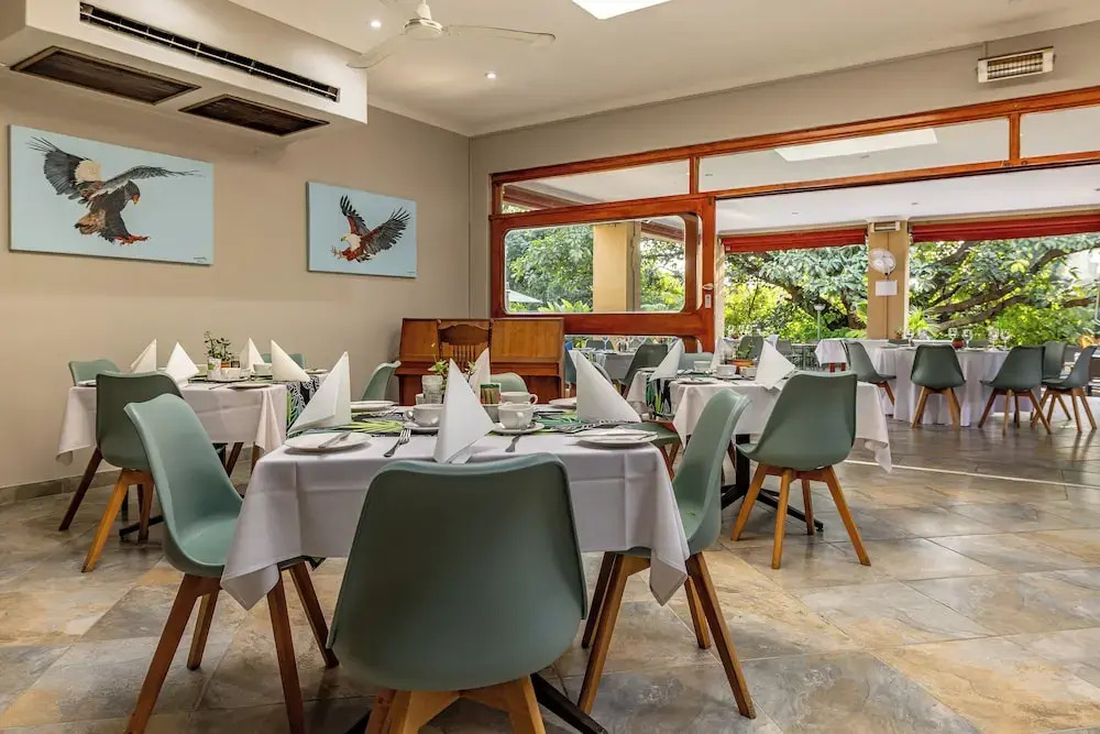 Hotel Numbi & Garden Suites
