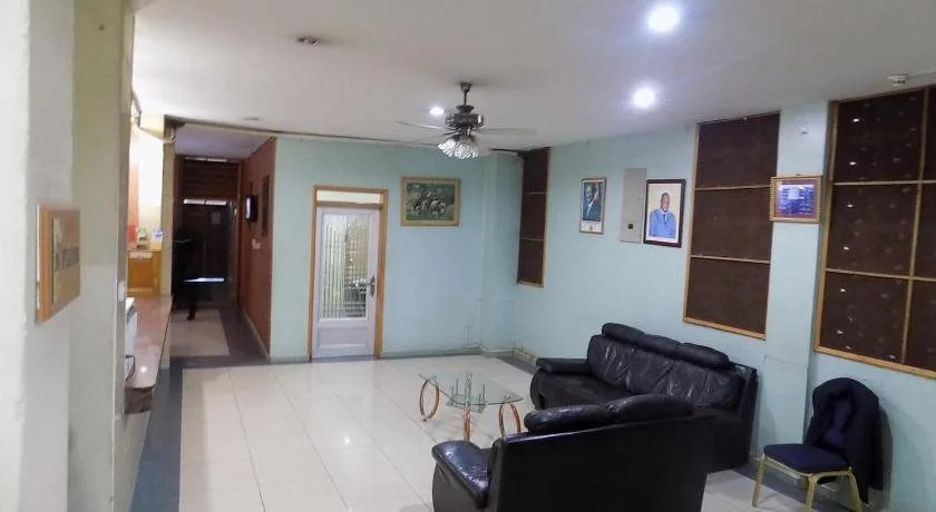 Aponye Hotel