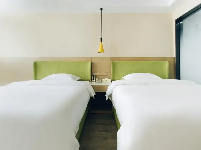 Oly Hotel Huairen City Dianxin Dalou