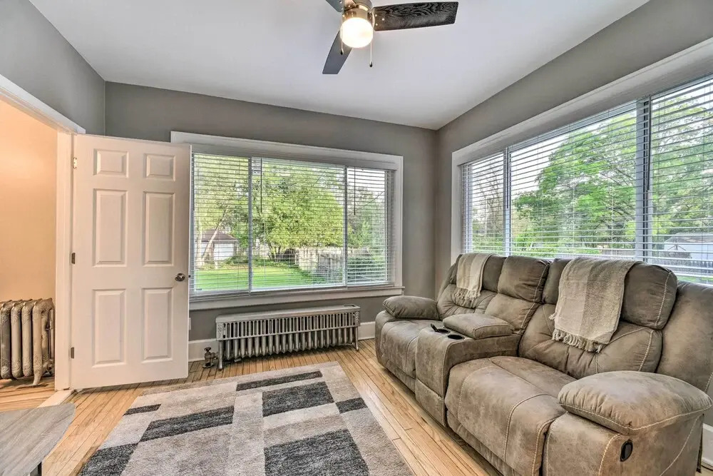 Elegant Detroit Home w/ Yard ~ 5 Mi to Dtwn!