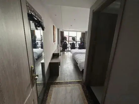 Asin E-sports Hotel (Shanghai Jinshan East Jiao Park)