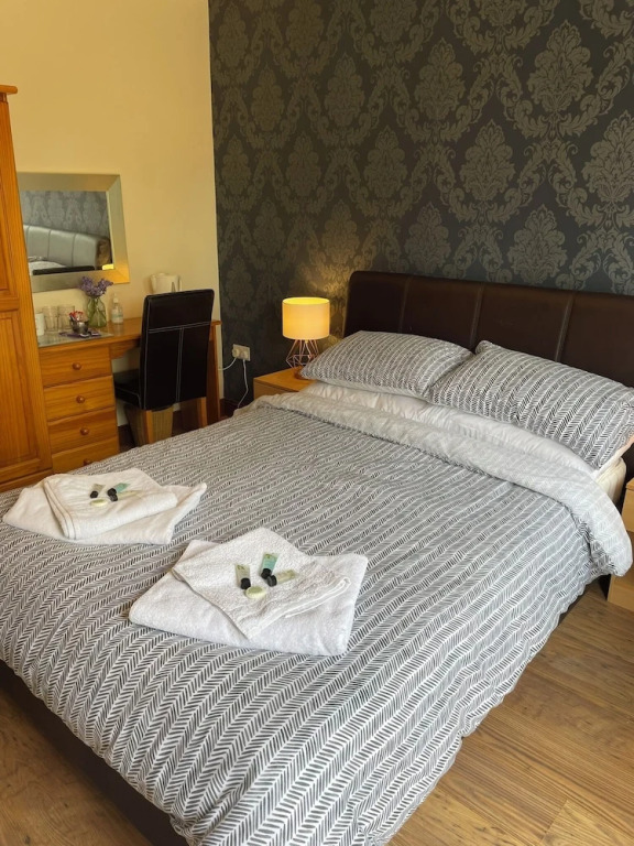 Rooms at the Huntsman Inn