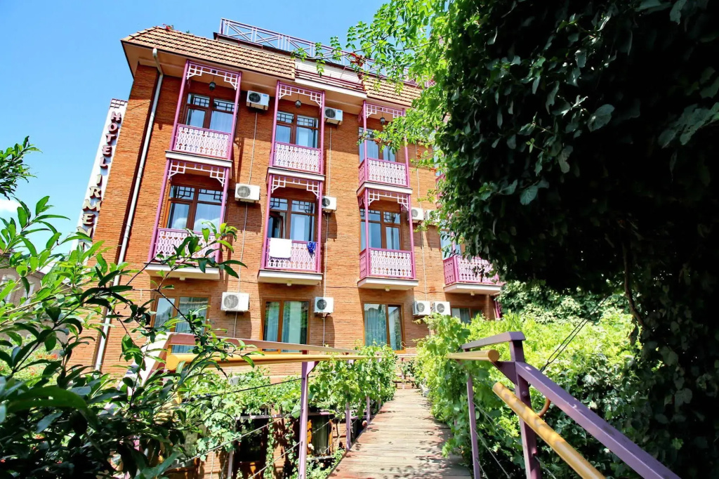 Irmeni Hotel
