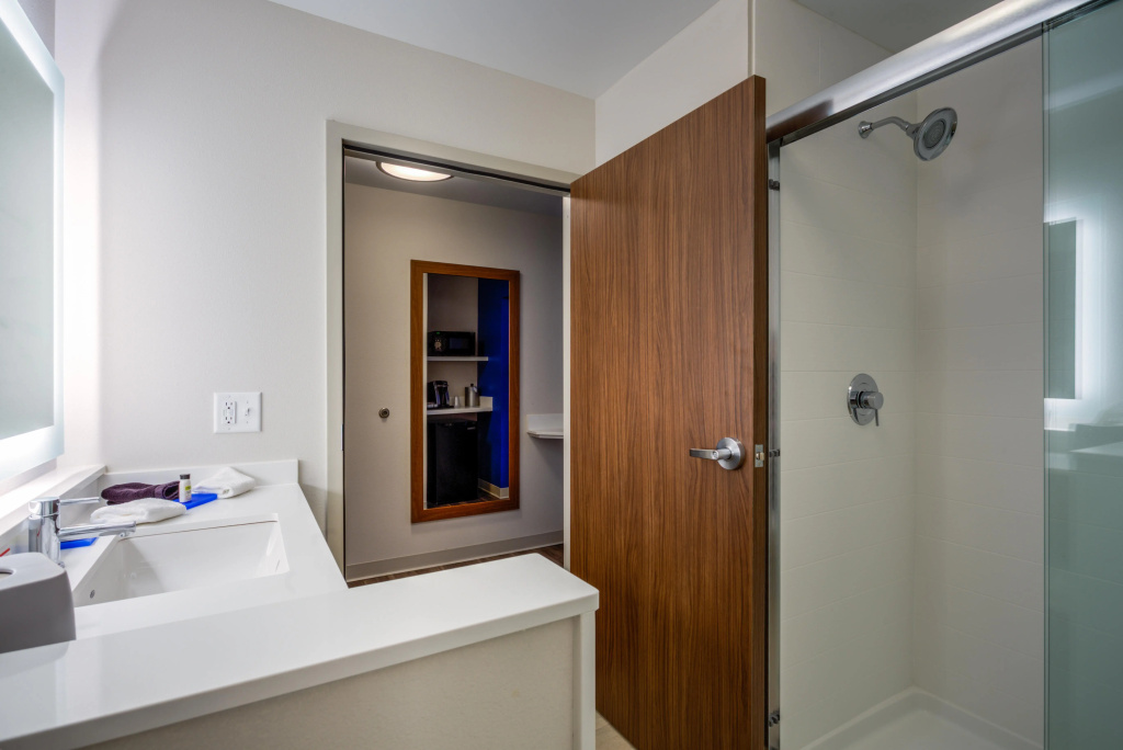 Holiday Inn Express & Suites Reedsville - State Coll Area by IHG