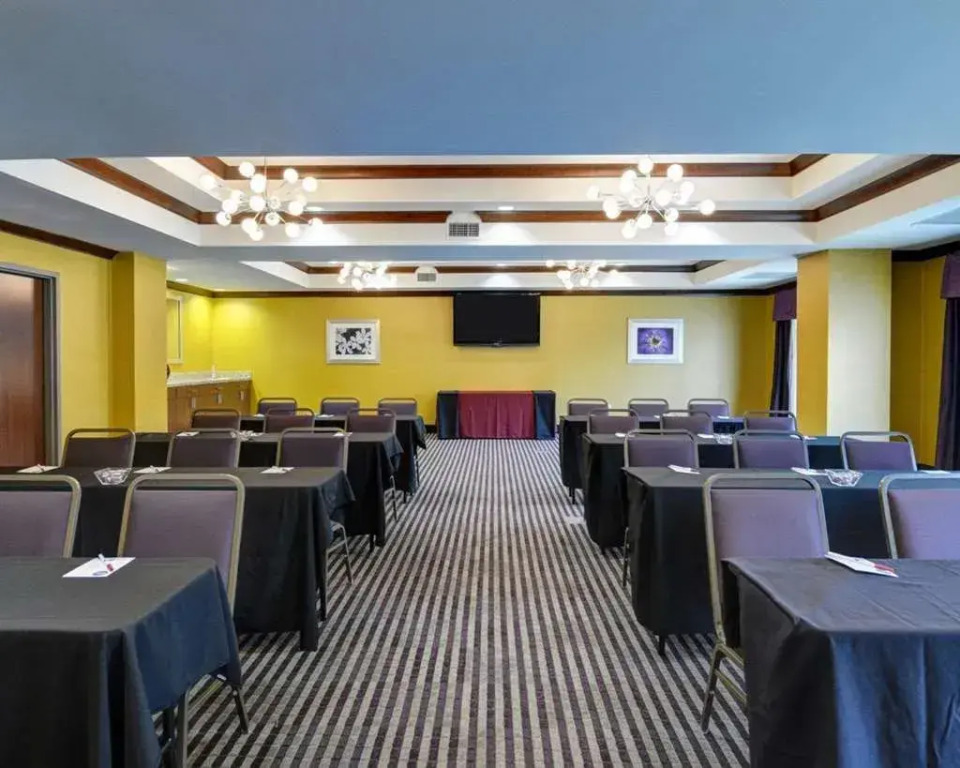 Comfort Suites Little Rock West