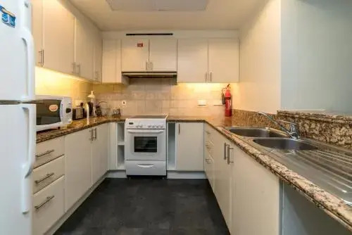 Vacation Bay - Brand New 2 BR in MESK Tower