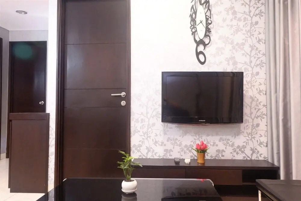 2BR Patria Park Apartment by Travelio