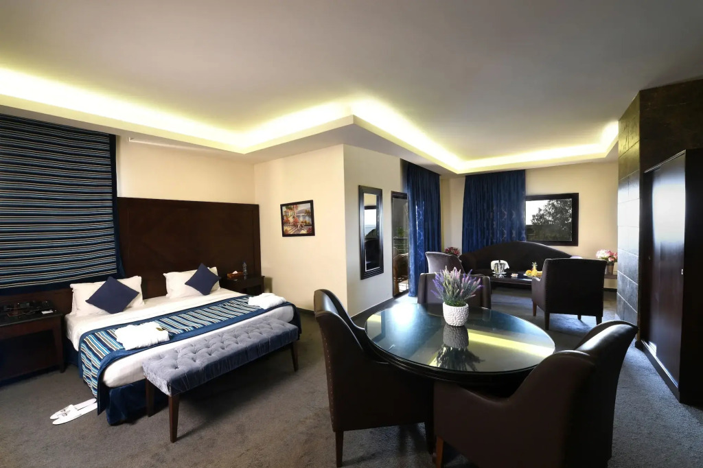 Reston Hotel