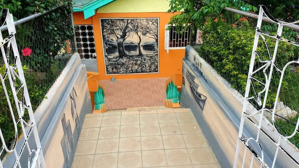 Content Guest house