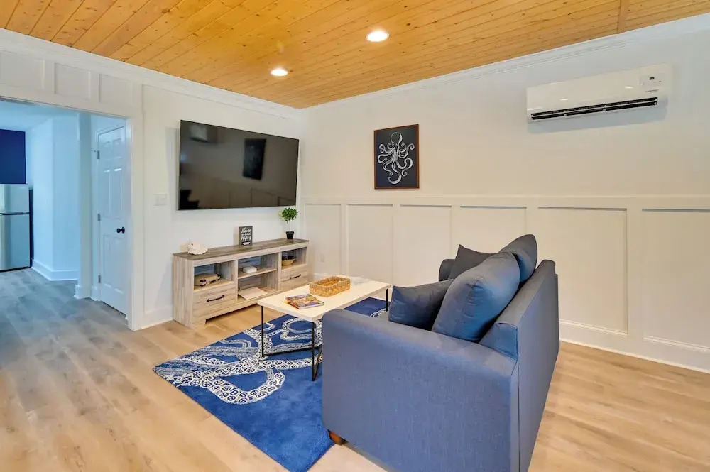 Chic Studio Near Huntington Beach State Park