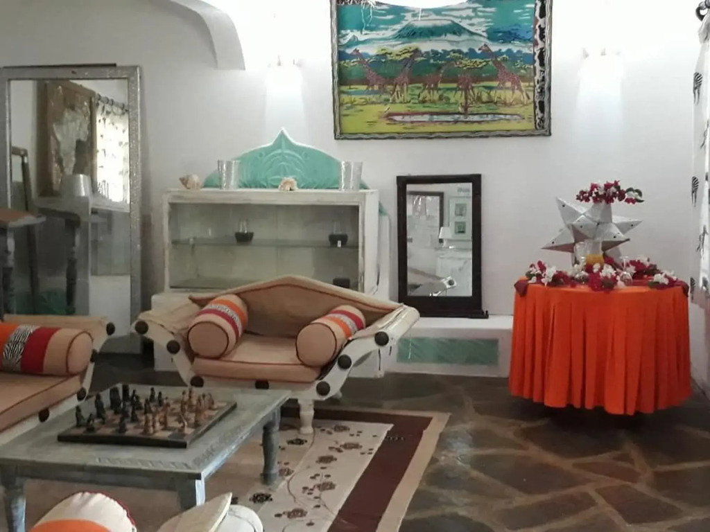 Marine Holiday House- Bed & Breakfast