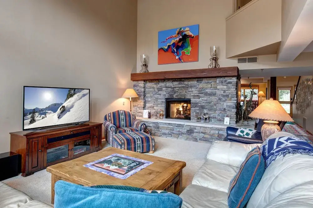 1432 Deer Valley Drive North Townhome - 4 Br townhouse by RedAwning