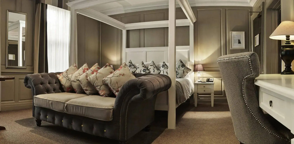Vanbrugh House Hotel