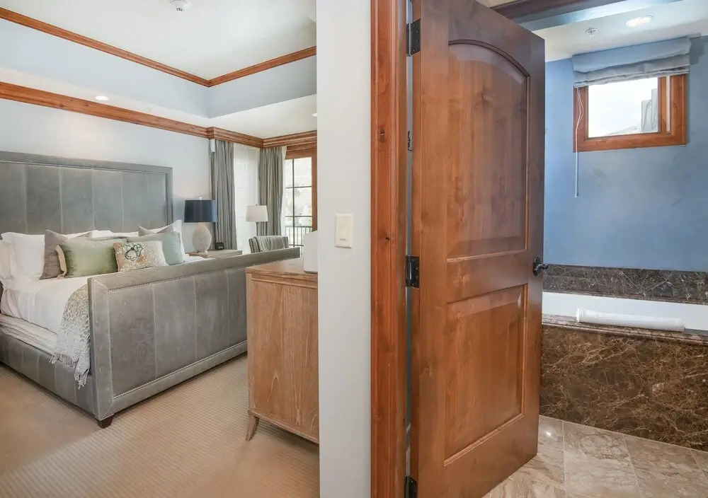 Ritz Carlton Vail #410 2 Bedroom Condo by RedAwning