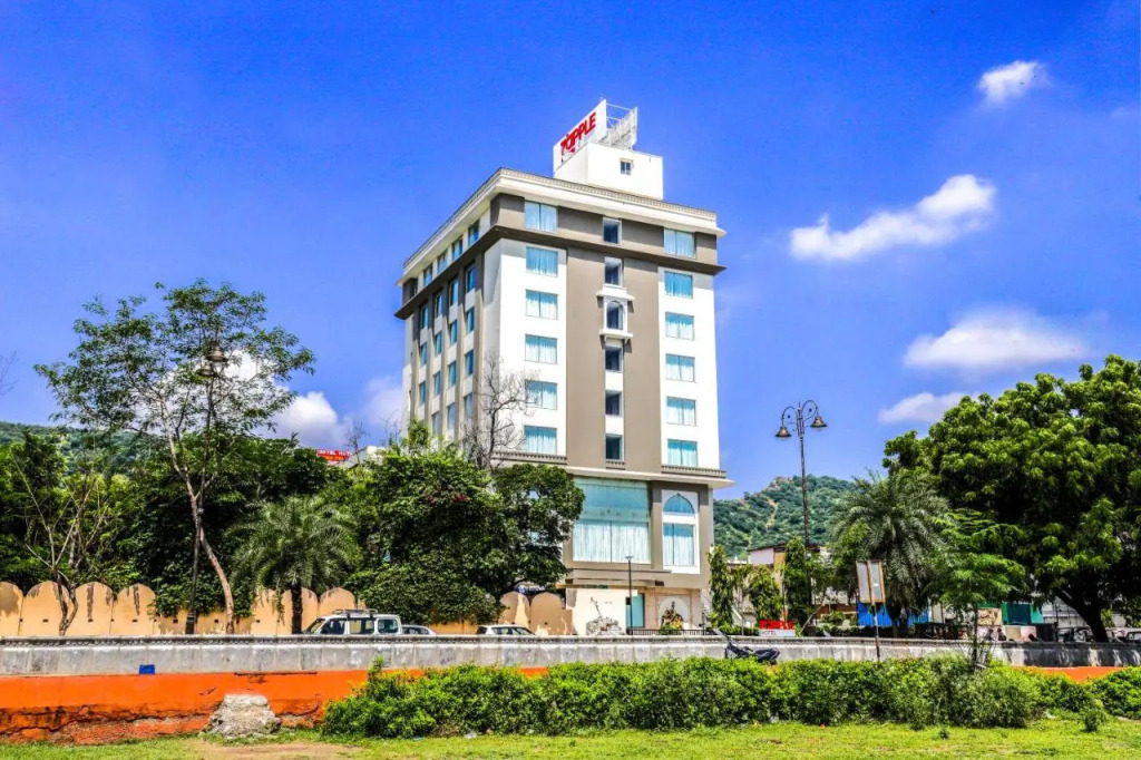 7 Apple Hotel Jal Mahal Jaipur