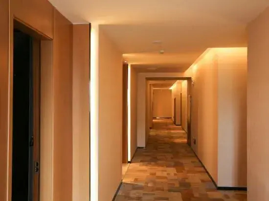 Maple Hotel