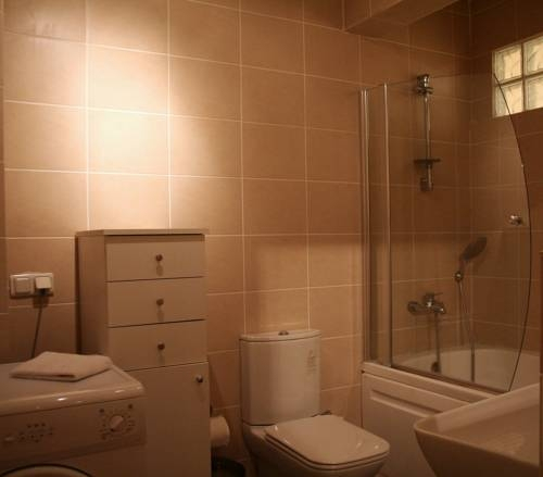 Aslan Apartments