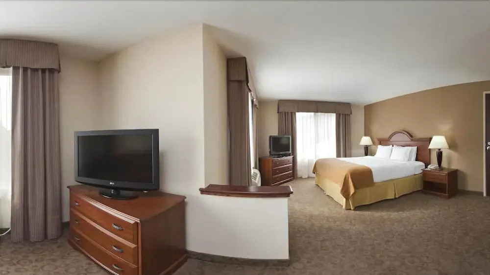 Comfort Inn & Suites Brevard North