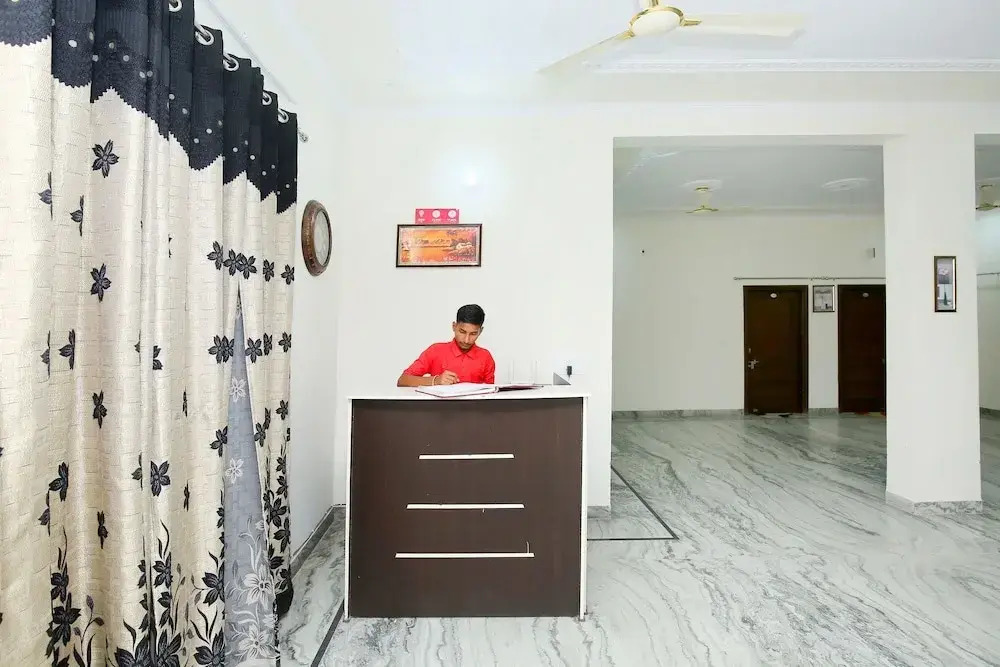 OYO 38009 The Sai Villa