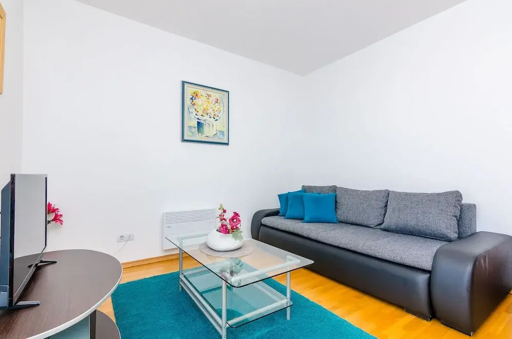 Apartments Mony