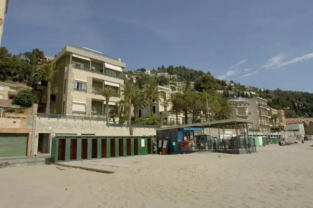 Residence Sole Mare Alaxi Hotels